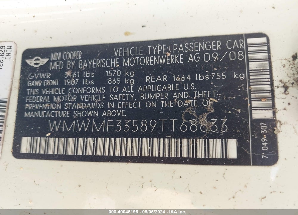2009 MINI COOPER VIN: WMWMF33589TT68833