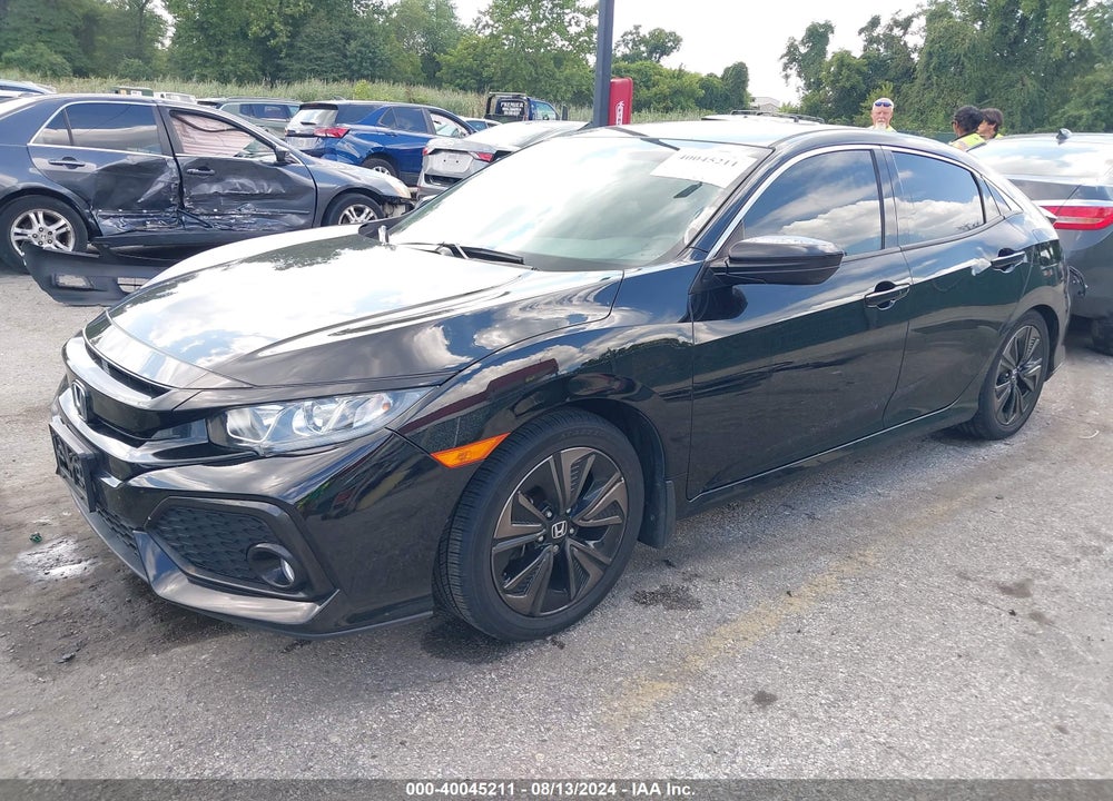 2018 HONDA CIVIC EX VIN: SHHFK7H58JU429823