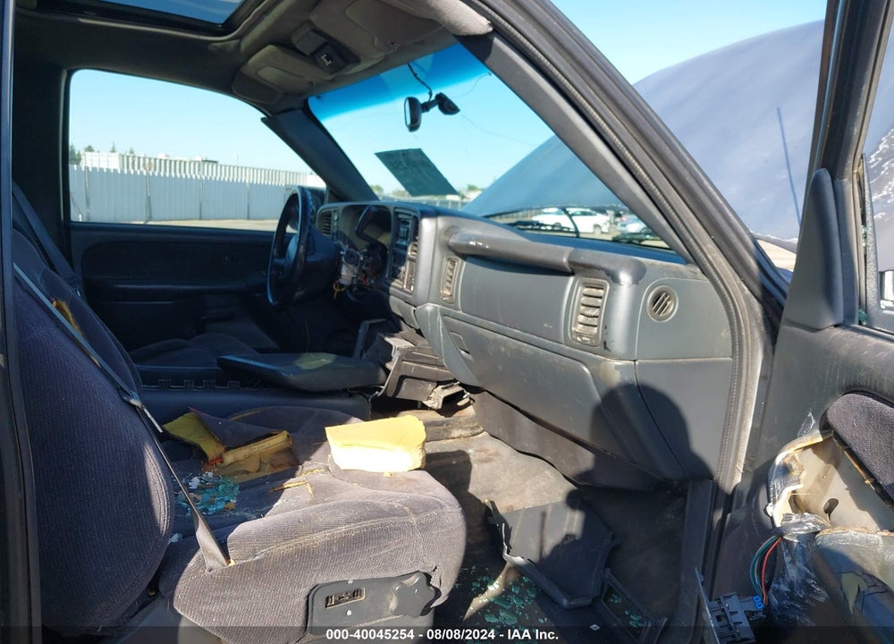 1999 GMC SIERRA 1500 SLE VIN: 2GTEK19T2X1550527