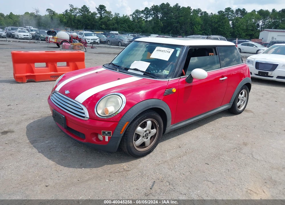 2007 MINI COOPER VIN: WMWMF33597TT50130