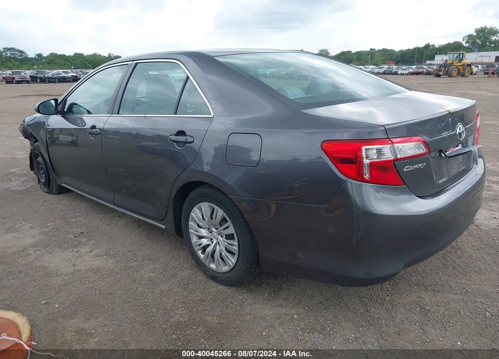 2013 TOYOTA CAMRY LE VIN: 4T4BF1FK2DR317493