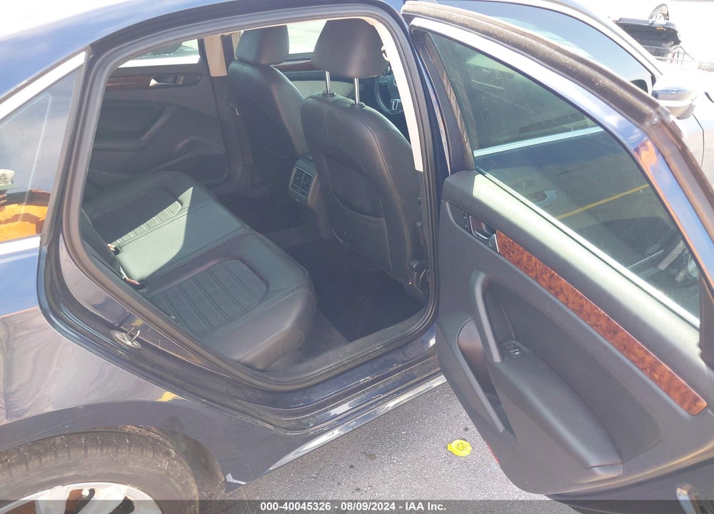 2013 VOLKSWAGEN PASSAT 2.5L SEL VIN: 1VWCP7A34DC089132