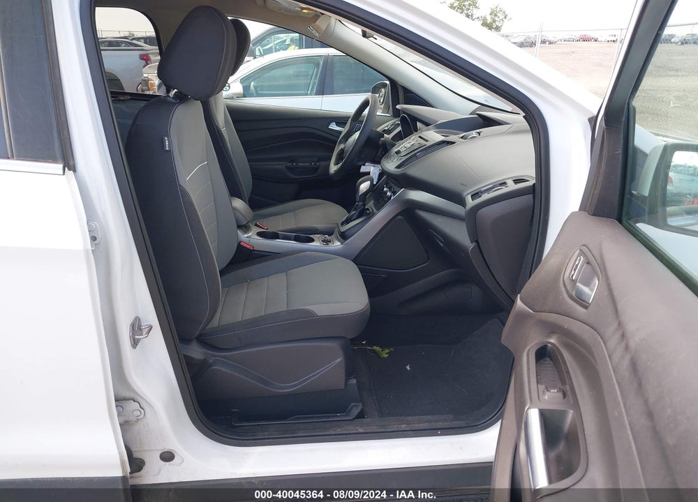 2015 FORD ESCAPE SE VIN: 1FMCU9G92FUA70462