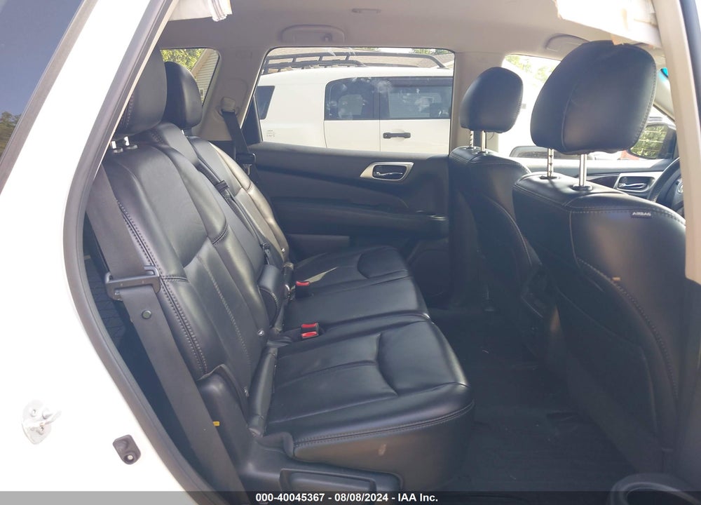 2016 NISSAN PATHFINDER SL VIN: 5N1AR2MM0GC667996
