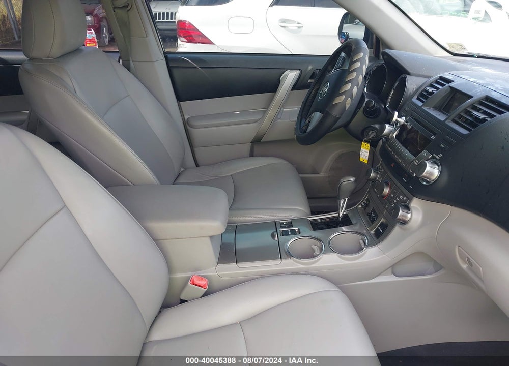 2011 TOYOTA HIGHLANDER SE V6 VIN: 5TDBK3EH5BS064781