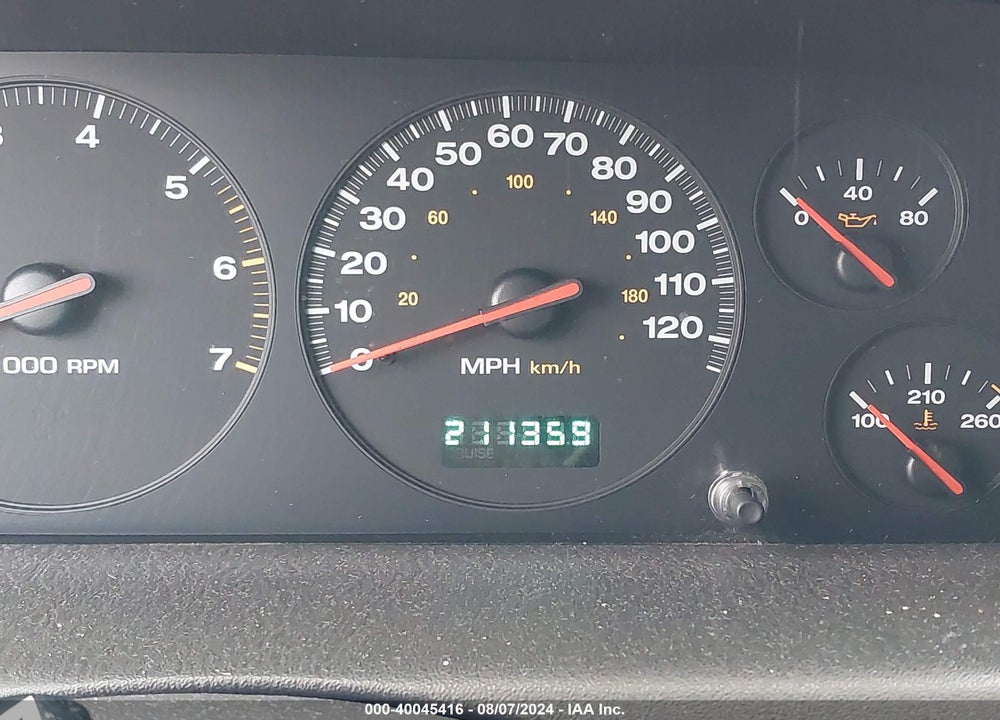 2000 JEEP GRAND CHEROKEE LAREDO VIN: 1J4GW48S8YC127108