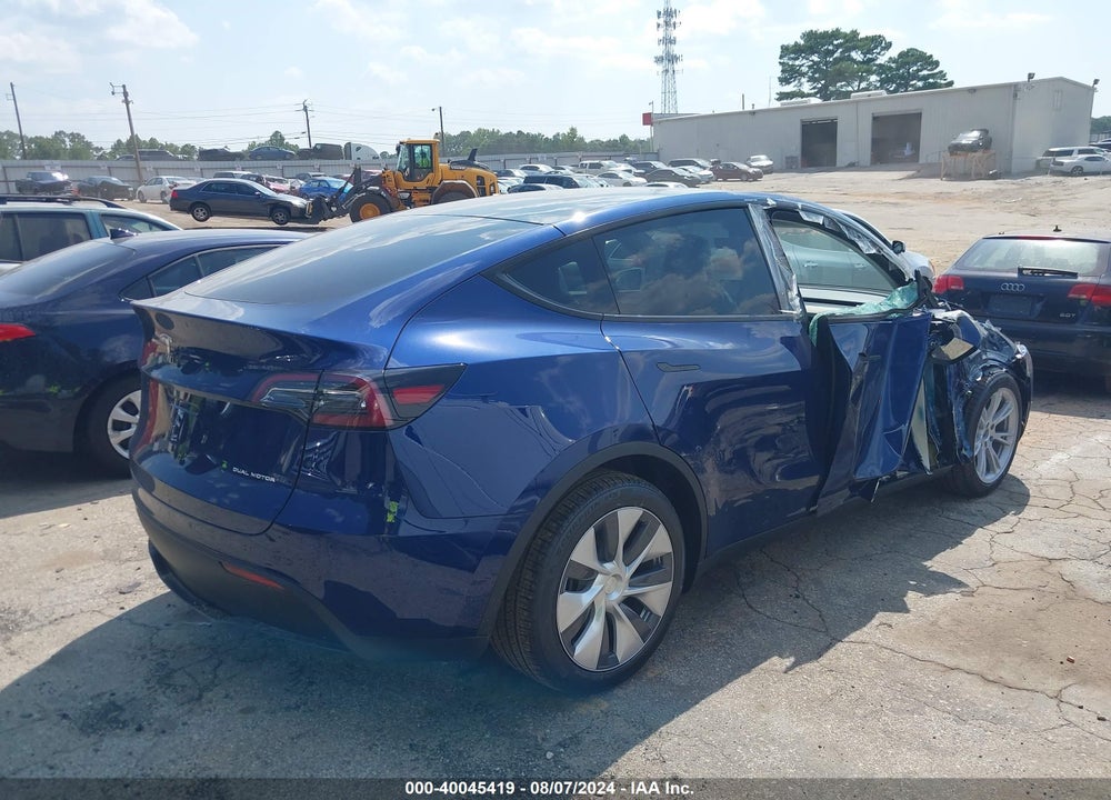 2024 TESLA MODEL Y LONG RANGE DUAL MOTOR ALL-WHEEL DRIVE VIN: 7SAYGDEEXRA274976