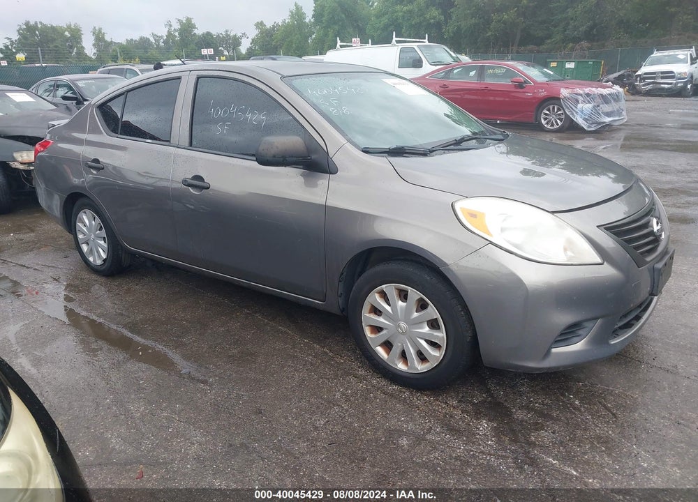 2013 NISSAN VERSA 1.6 S+ VIN: 3N1CN7AP2DL828274