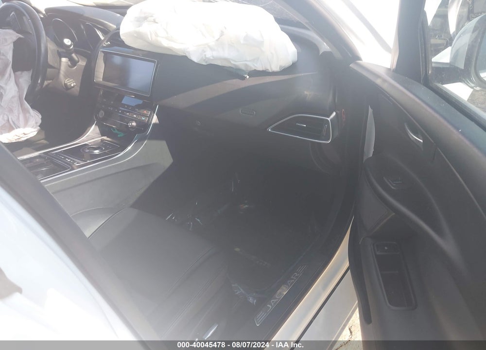 2019 JAGUAR XE 25T VIN: SAJAR4FX0KCP45291