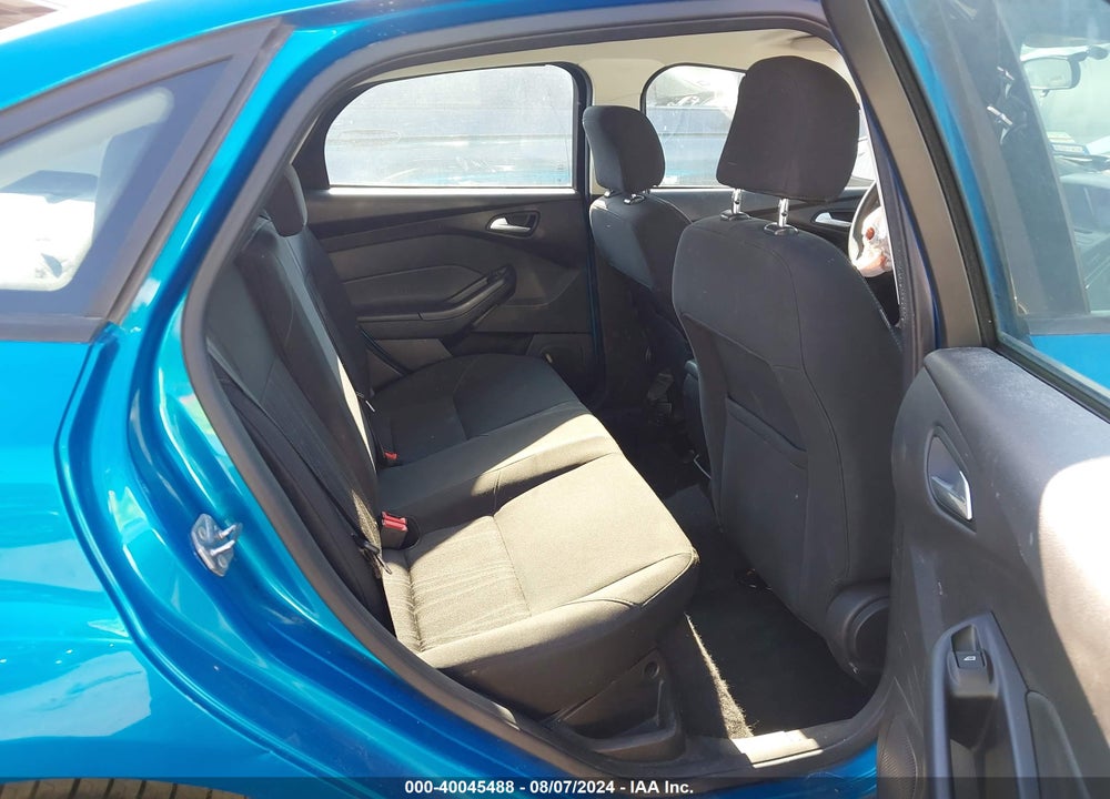 2017 FORD FOCUS SE VIN: 1FADP3F2XHL222424