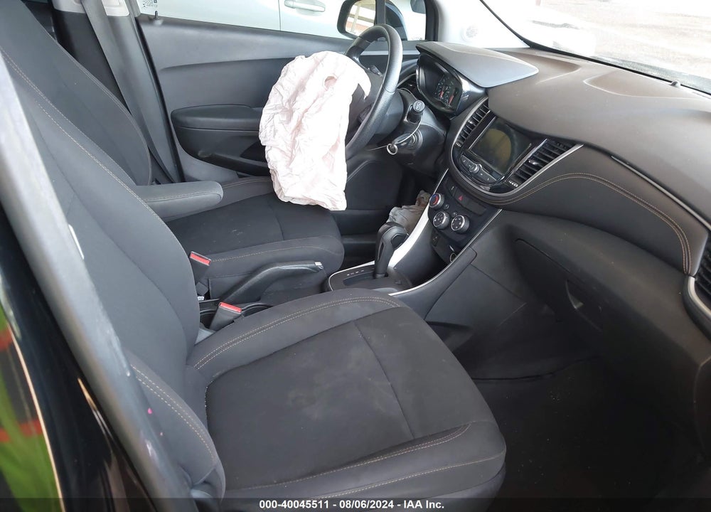 2019 CHEVROLET TRAX LS VIN: 3GNCJKSB7KL181146