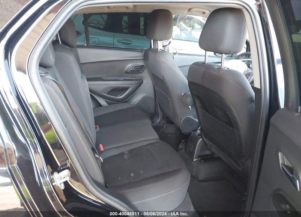 2019 CHEVROLET TRAX LS VIN: 3GNCJKSB7KL181146