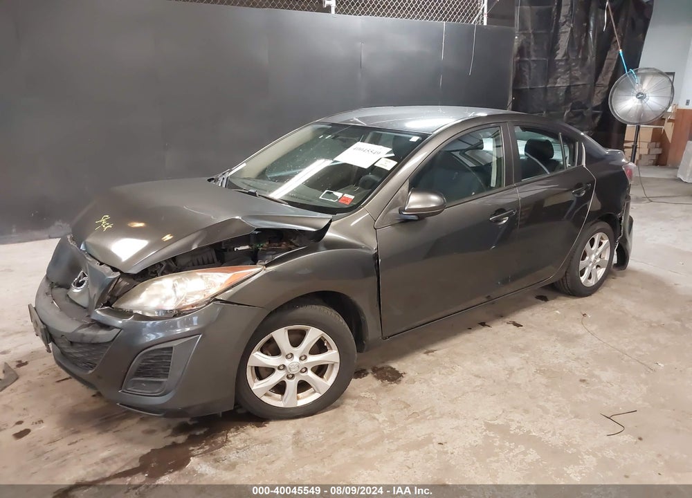 2011 MAZDA 3 I TOURING VIN: JM1BL1VG1B1381608