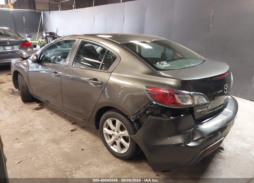 2011 MAZDA 3 I TOURING VIN: JM1BL1VG1B1381608
