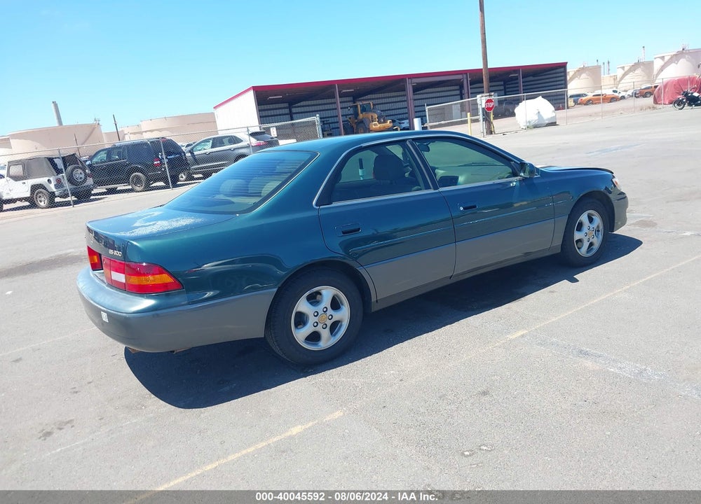 1998 LEXUS ES 300 VIN: JT8BF28G4W0099966