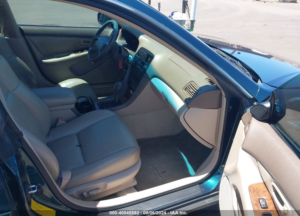 1998 LEXUS ES 300 VIN: JT8BF28G4W0099966