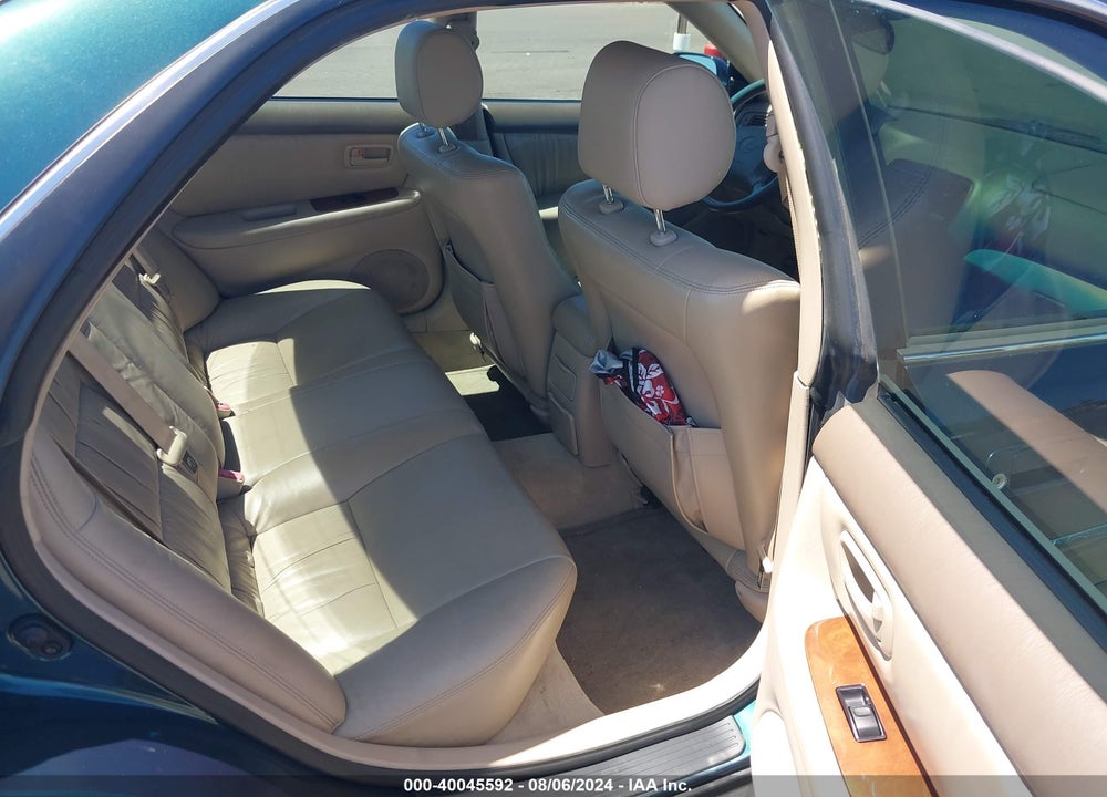 1998 LEXUS ES 300 VIN: JT8BF28G4W0099966