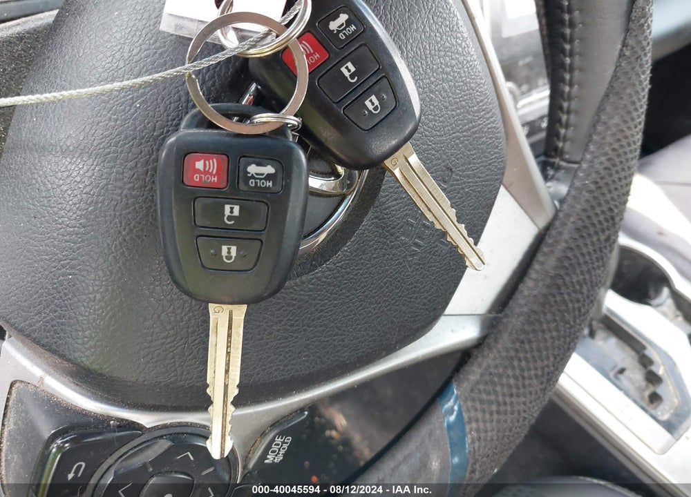 2014 TOYOTA CAMRY SE VIN: 4T1BF1FK5EU870859