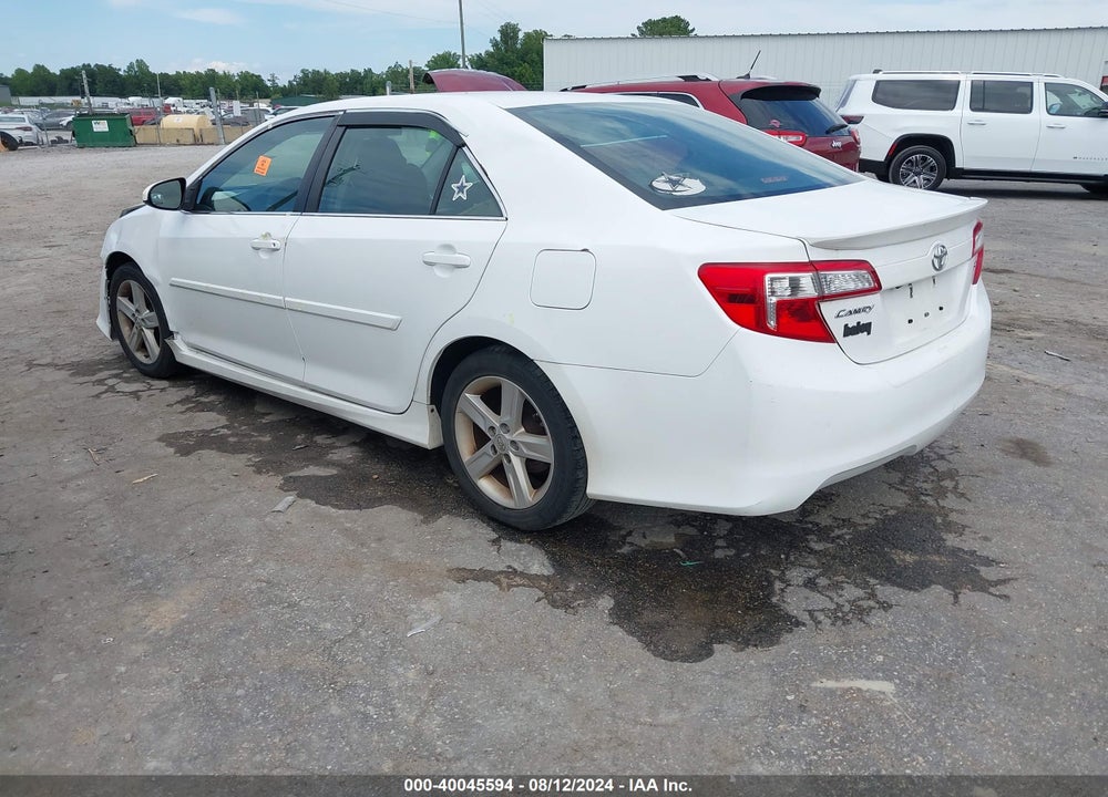 2014 TOYOTA CAMRY SE VIN: 4T1BF1FK5EU870859