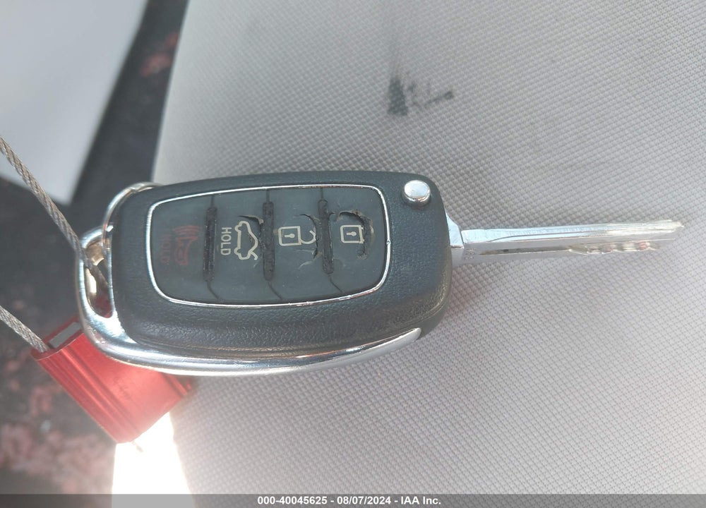 2015 HYUNDAI SONATA SE VIN: 5NPE24AF7FH187632