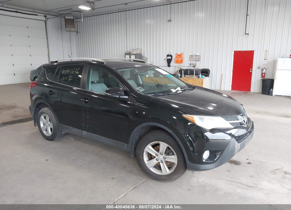 2013 TOYOTA RAV4 XLE VIN: 2T3RFREVXDW006078