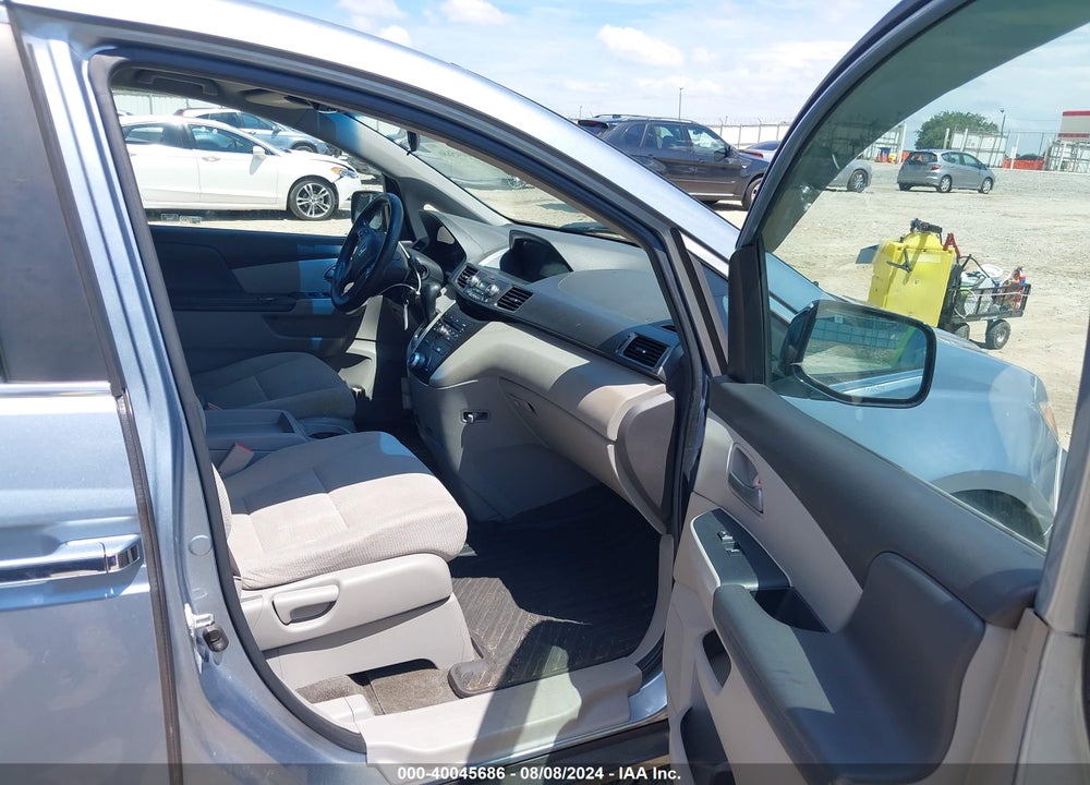2011 HONDA ODYSSEY EX VIN: 5FNRL5H4XBB037855