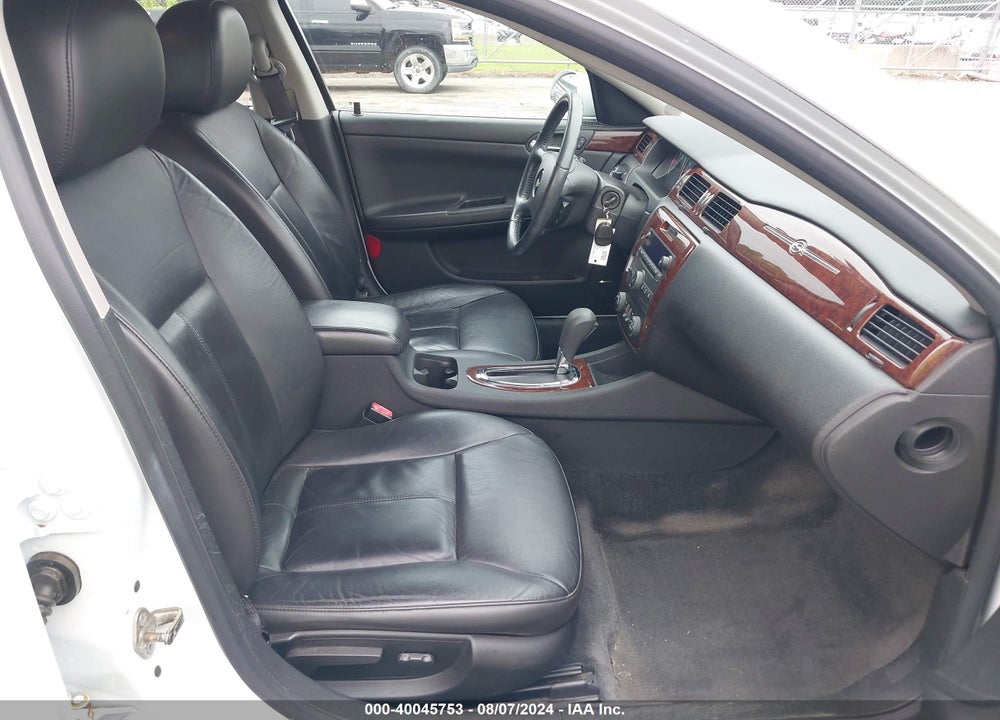 2010 CHEVROLET IMPALA LT VIN: 2G1WB5EK3A1218444