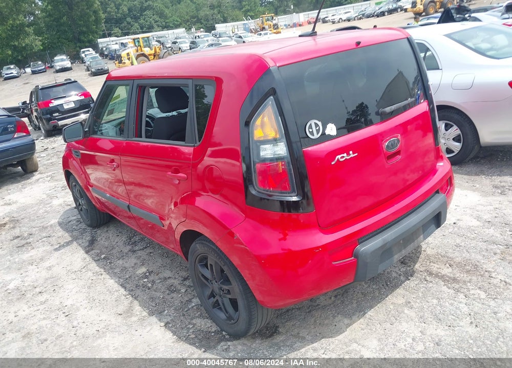 2011 KIA SOUL VIN: KNDJT2A27B7196102