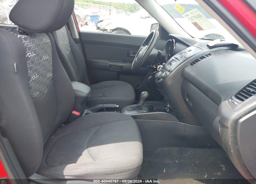 2011 KIA SOUL VIN: KNDJT2A27B7196102