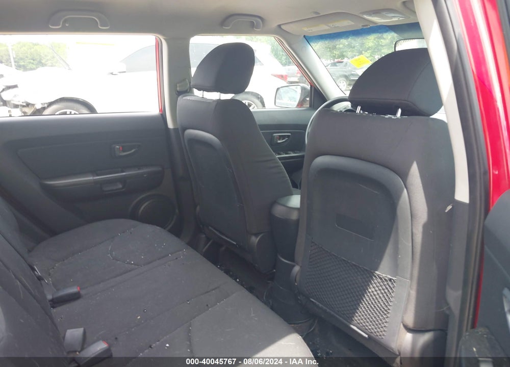 2011 KIA SOUL VIN: KNDJT2A27B7196102
