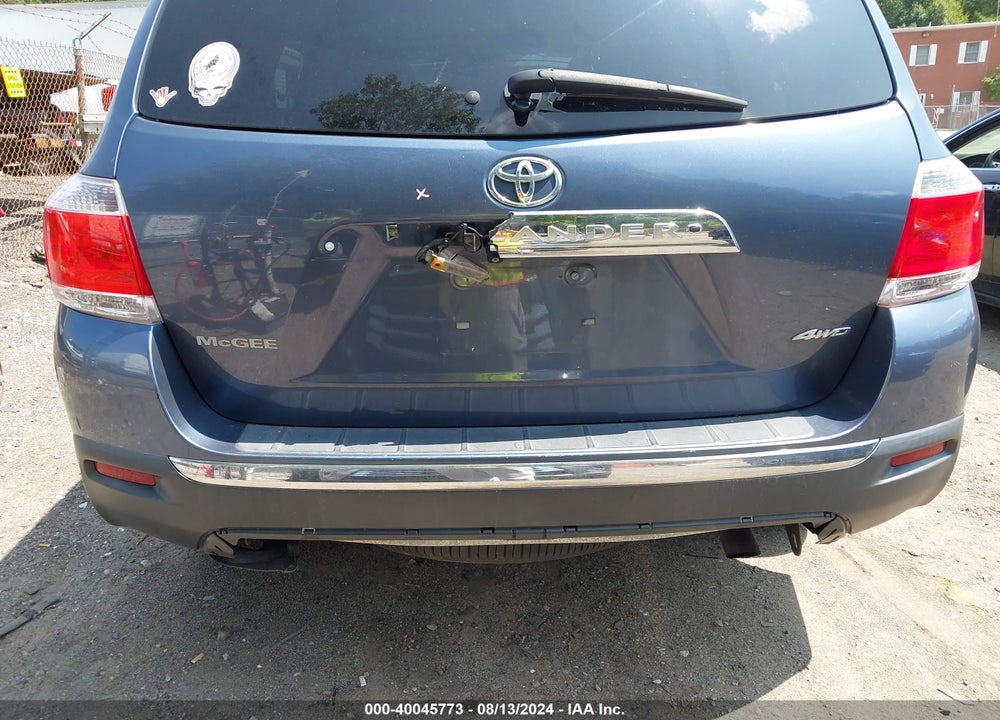 2013 TOYOTA HIGHLANDER SE V6 VIN: 5TDBK3EH7DS231595