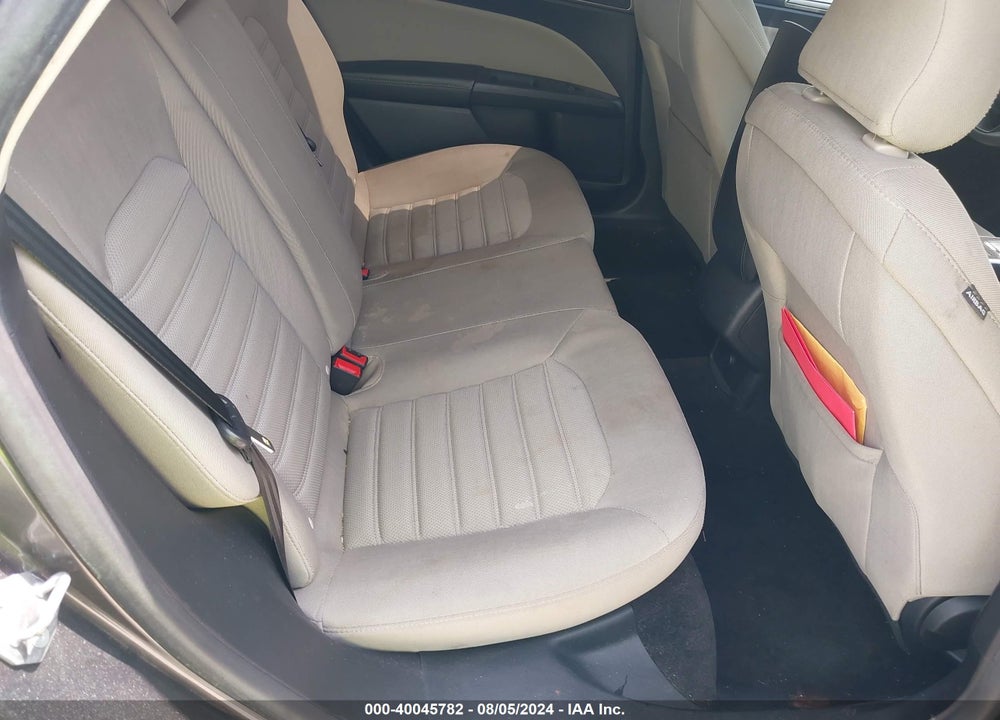 2018 FORD FUSION S VIN: 3FA6P0G7XJR130870