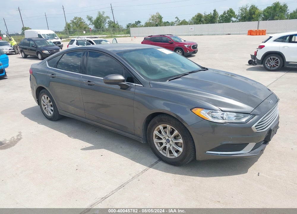 2018 FORD FUSION S VIN: 3FA6P0G7XJR130870