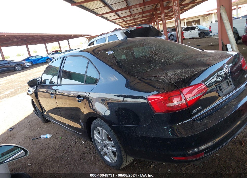 2015 VOLKSWAGEN JETTA 2.0L TDI S VIN: 3VWLA7AJ9FM209153