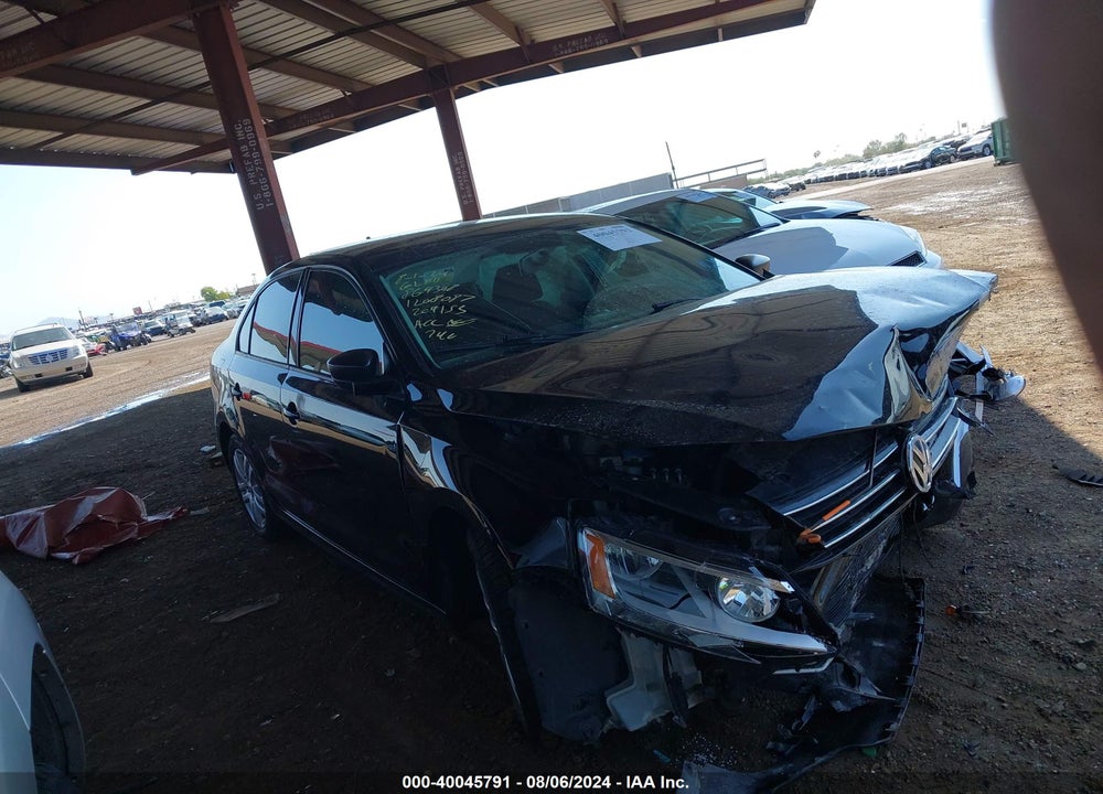 2015 VOLKSWAGEN JETTA 2.0L TDI S VIN: 3VWLA7AJ9FM209153