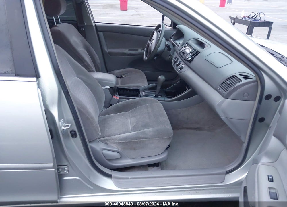 2003 TOYOTA CAMRY LE VIN: JTDBE32K930233020