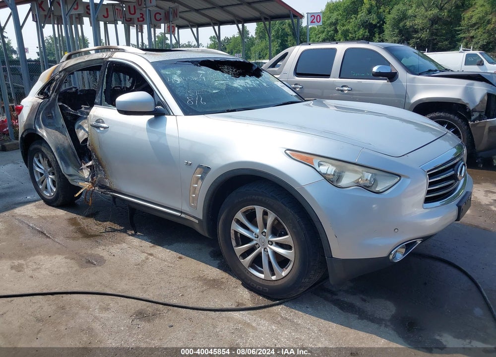2015 INFINITI QX70 VIN: JN8CS1MWXFM482655