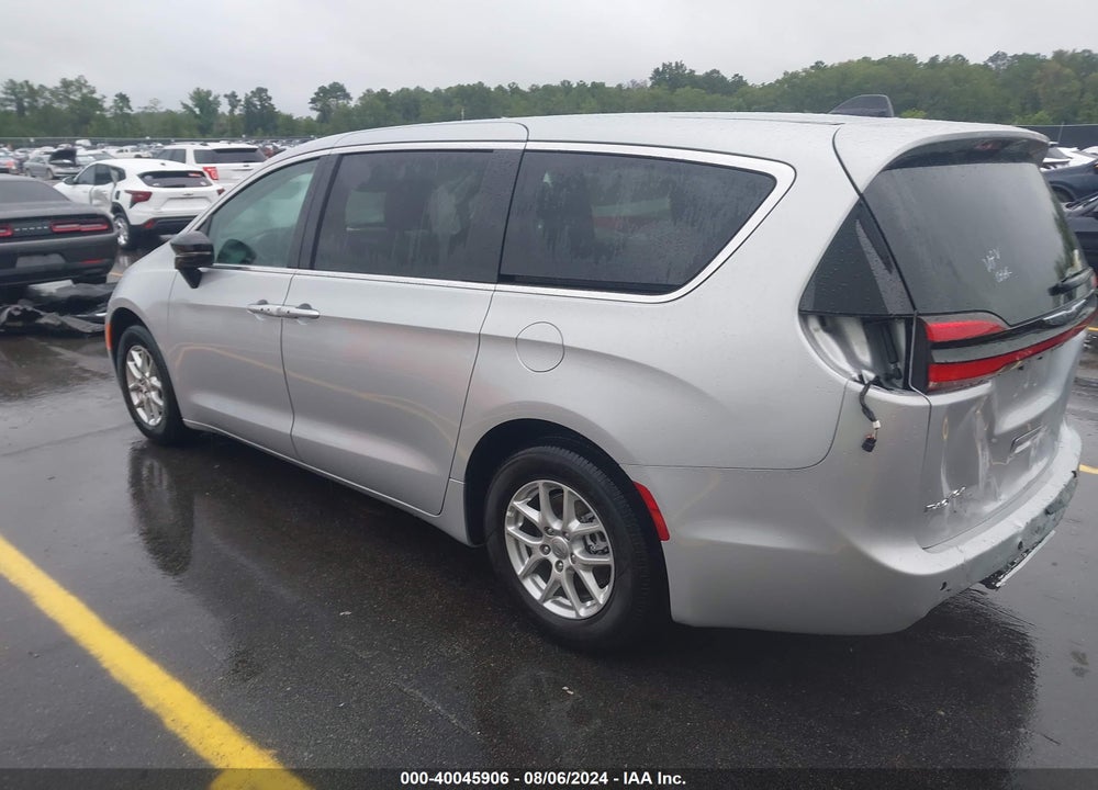 2024 CHRYSLER PACIFICA TOURING L VIN: 2C4RC1BG8RR162122