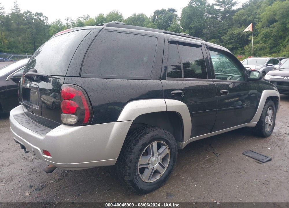 2008 CHEVROLET TRAILBLAZER LT VIN: 1GNDT13S582194740