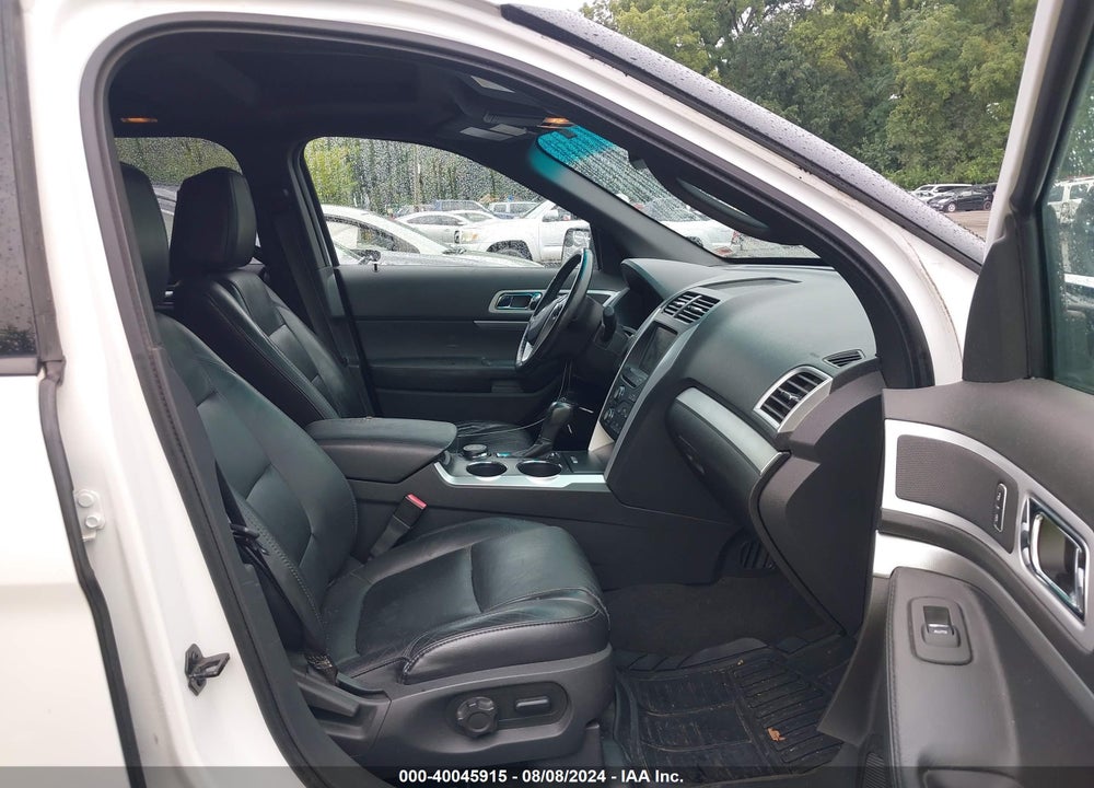2011 FORD EXPLORER XLT VIN: 1FMHK8D88BGA76115
