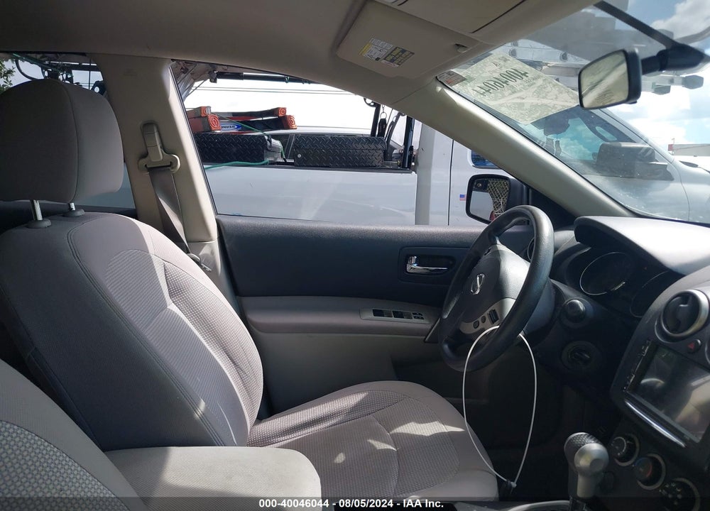 2011 NISSAN ROGUE SV VIN: JN8AS5MT3BW575102