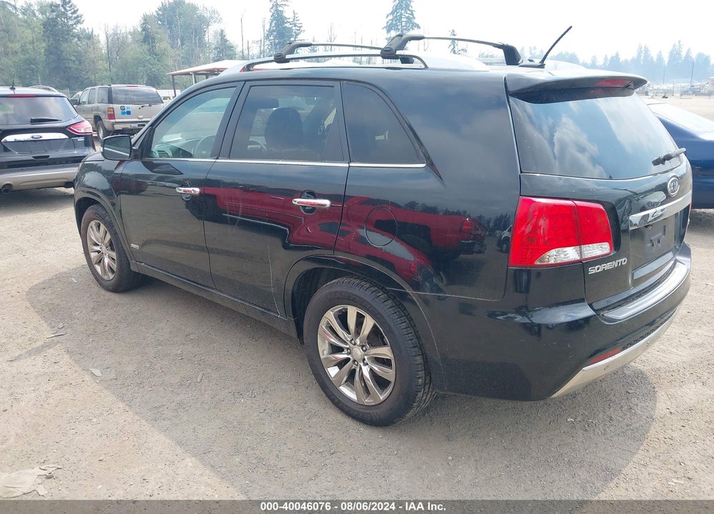 2012 KIA SORENTO SX V6 VIN: 5XYKWDA23CG309572