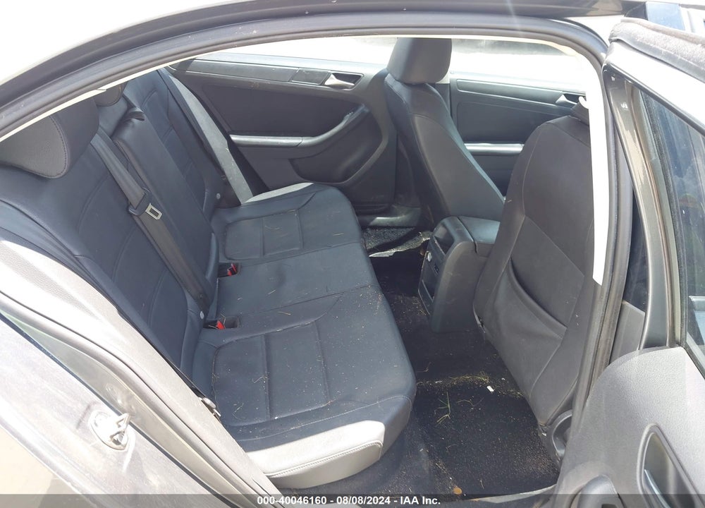 2012 VOLKSWAGEN JETTA 2.5L SE VIN: 3VWDP7AJ5CM452554