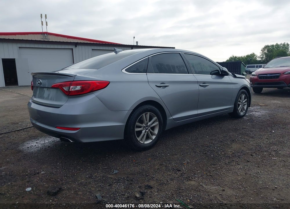 2015 HYUNDAI SONATA SE VIN: 5NPE24AF0FH167545
