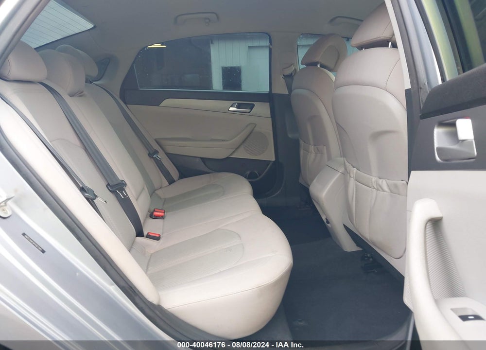 2015 HYUNDAI SONATA SE VIN: 5NPE24AF0FH167545