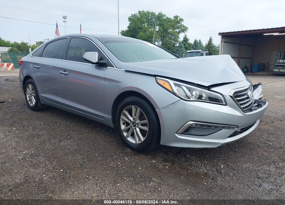 2015 HYUNDAI SONATA SE VIN: 5NPE24AF0FH167545