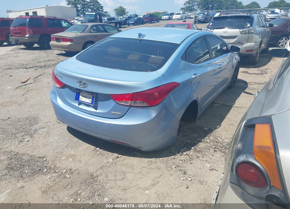 2013 HYUNDAI ELANTRA LIMITED VIN: KMHDH4AE8DU712598