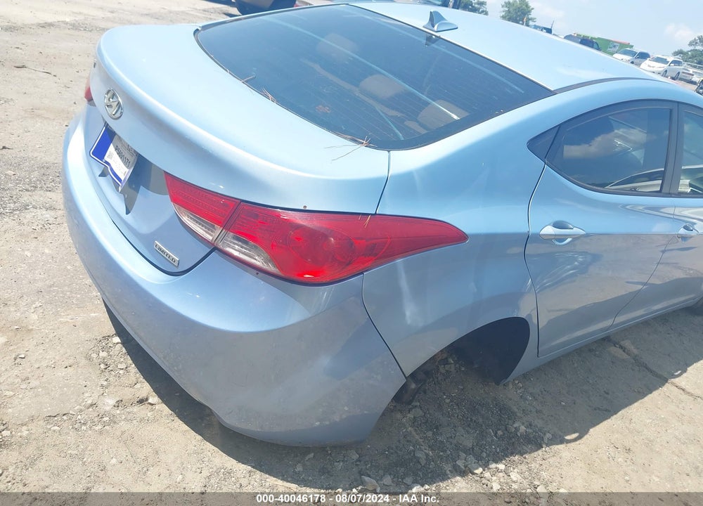 2013 HYUNDAI ELANTRA LIMITED VIN: KMHDH4AE8DU712598
