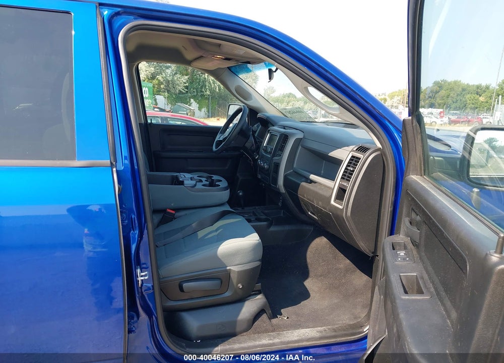 2018 RAM 2500 TRADESMAN 4X4 6'4 BOX VIN: 3C6UR5CJ8JG403835