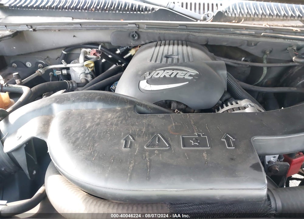 2002 CHEVROLET SUBURBAN 1500 LT VIN: 1GNFK16Z72J131639